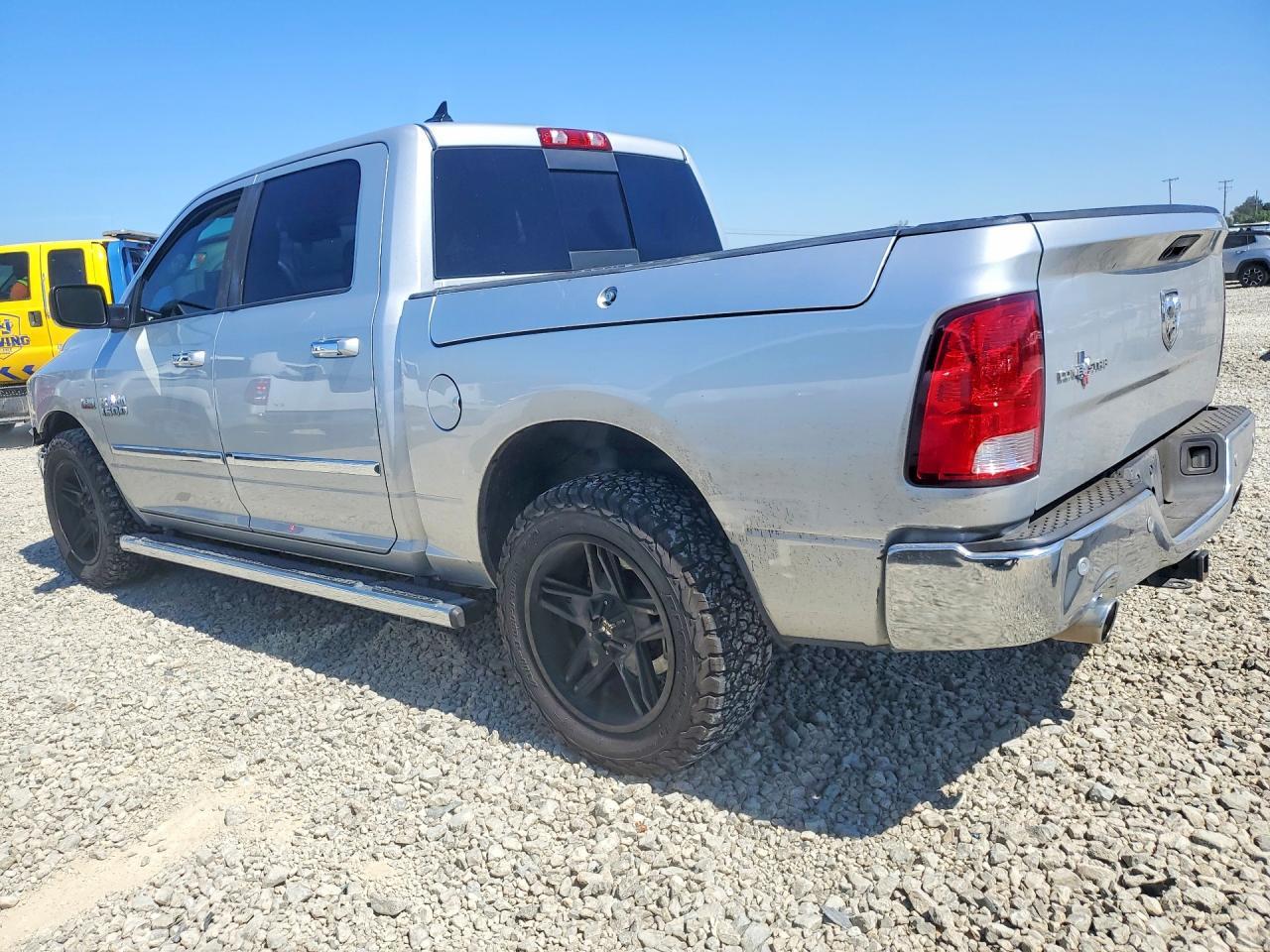2016 Ram 1500 Slt - Фото 2
