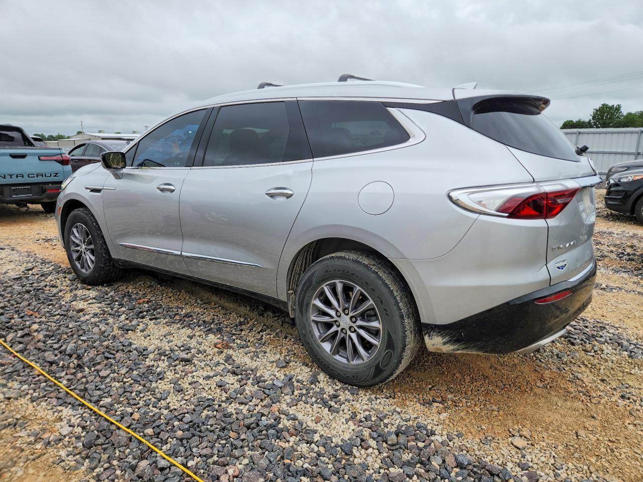 2022 Buick Enclave Premium - Фото 2