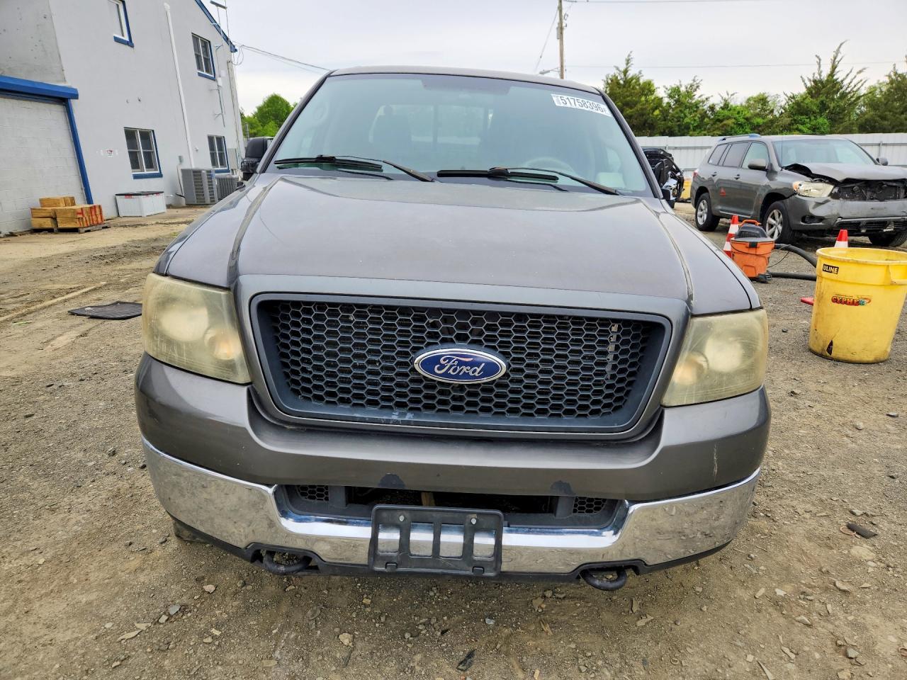 2005 Ford F150 Supercrew - Image 5