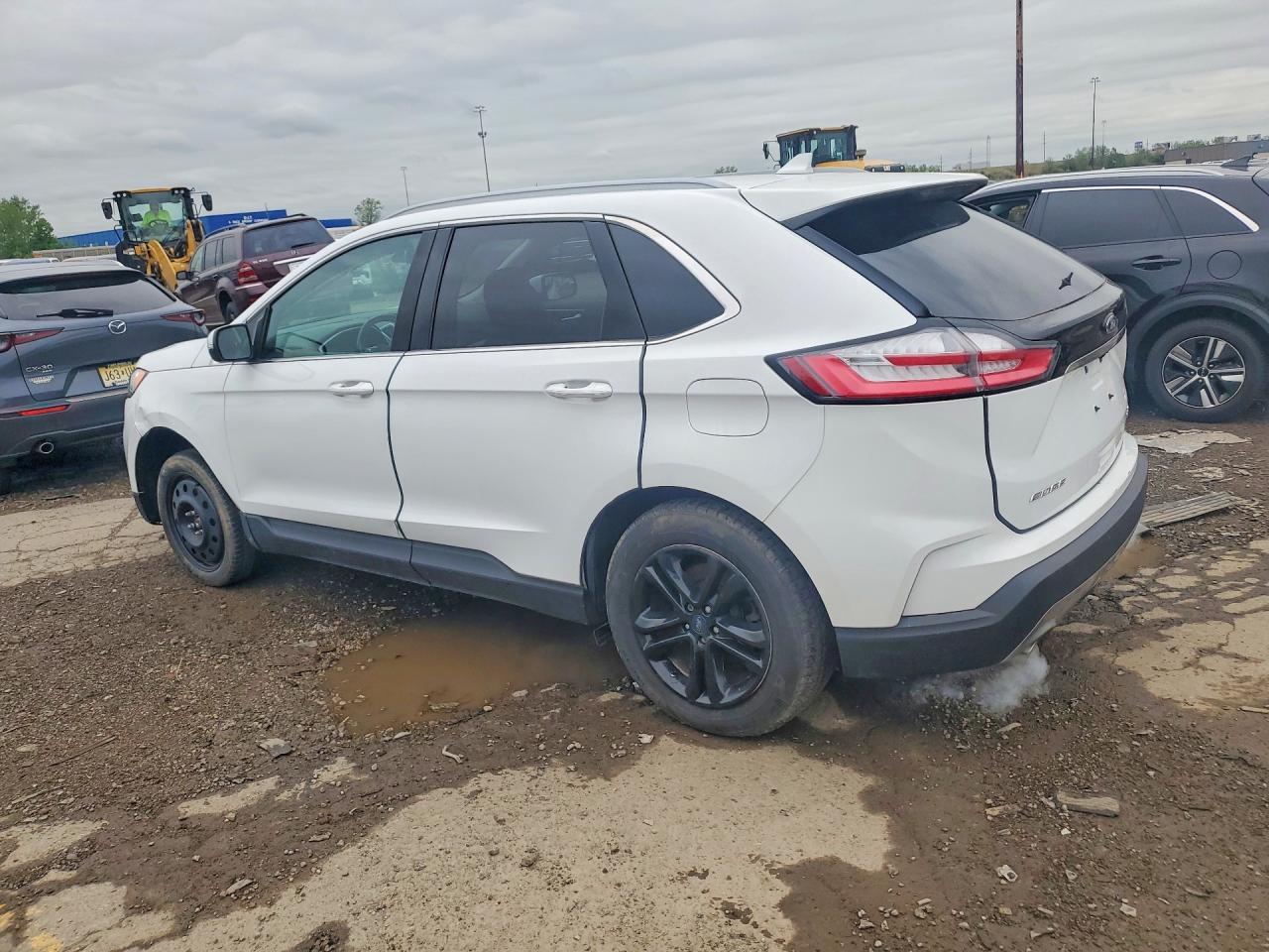 2020 Ford Edge Sel - Image 2