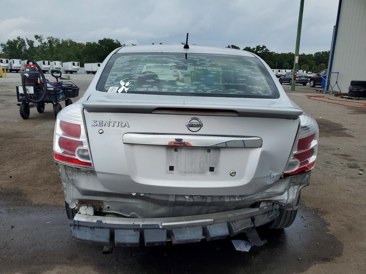 2012 Nissan Sentra 2.0 - Фото 6