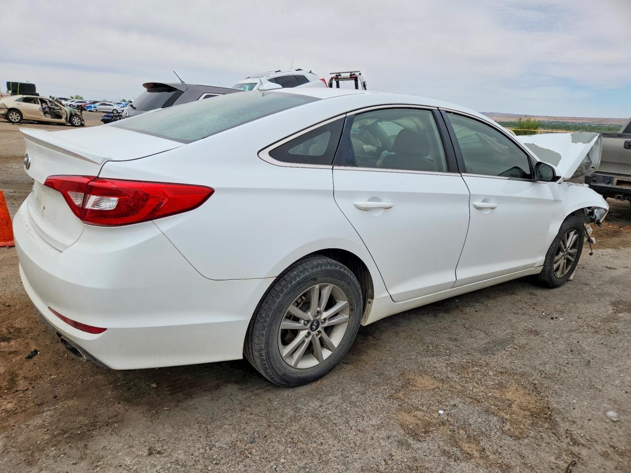 2017 Hyundai Sonata Se - Фото 3