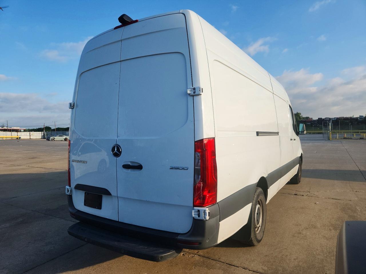 2023 Mercedes Benz Sprinter 2500 Delivery Van - Image 3