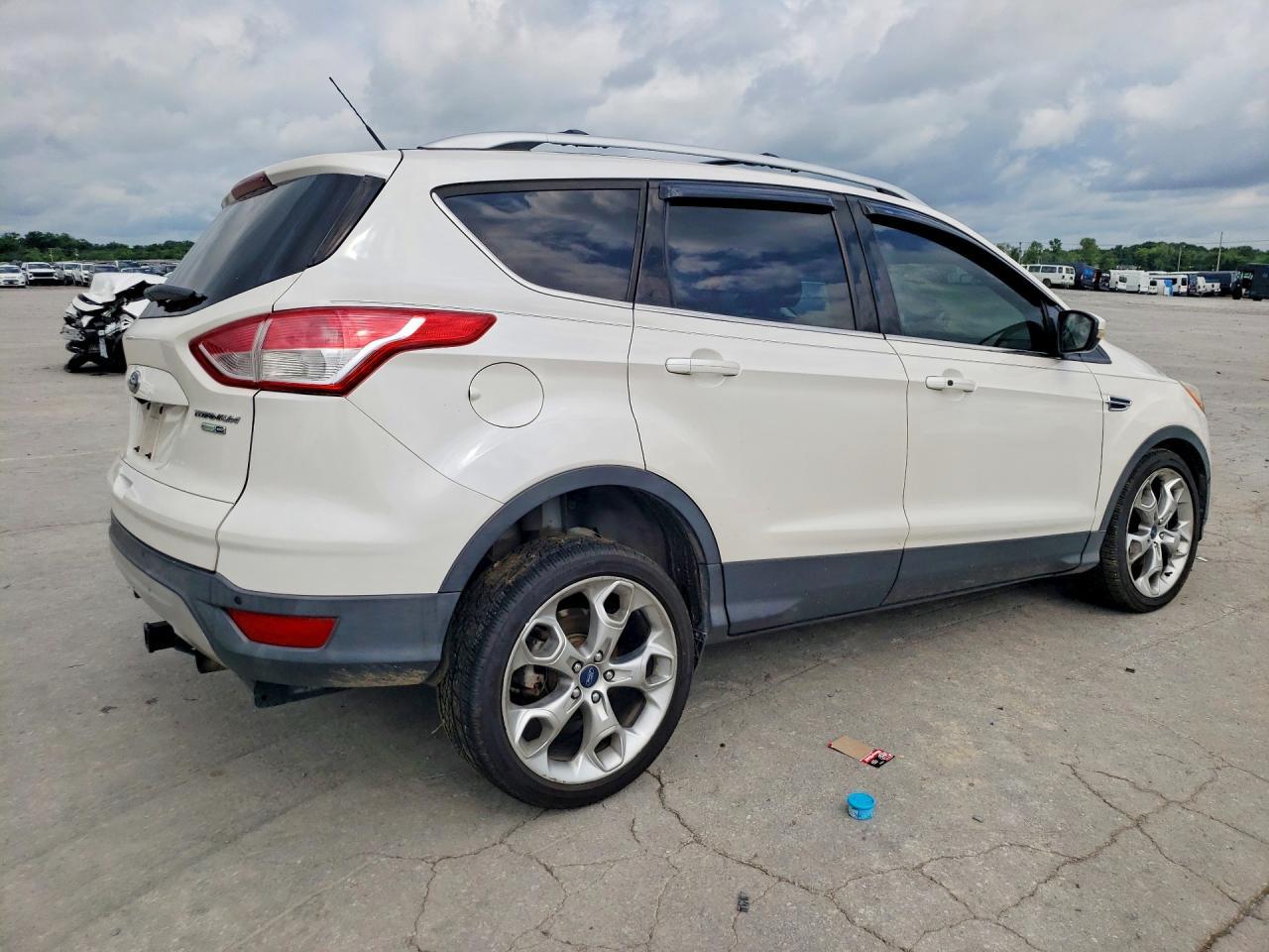 2013 Ford Escape Titanium - Фото 3