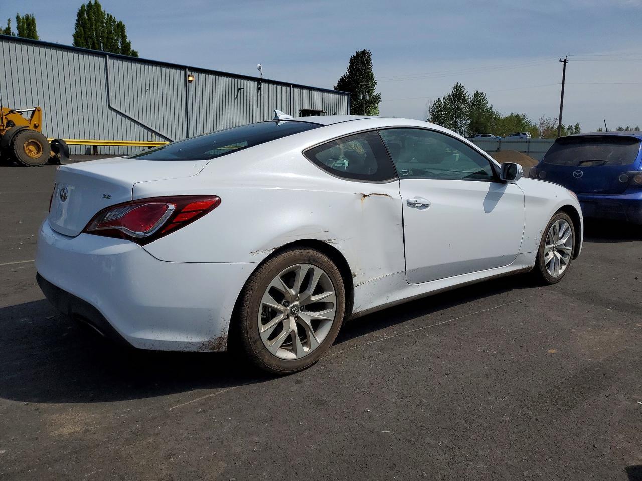 2015 Hyundai Genesis Coupe 3.8 - Фото 3