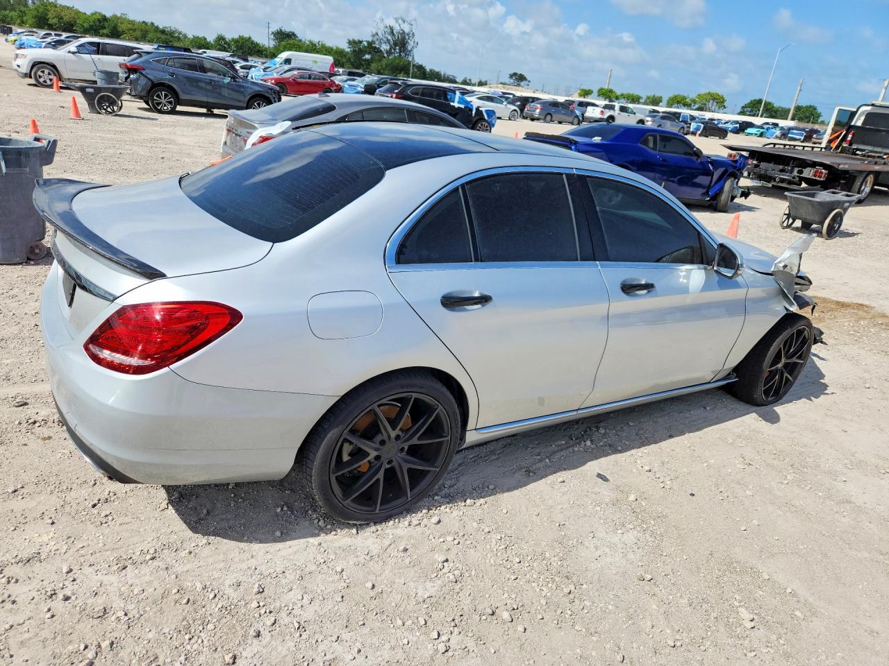 2018 Mercedes-Benz C 300 4Matic - Image 3