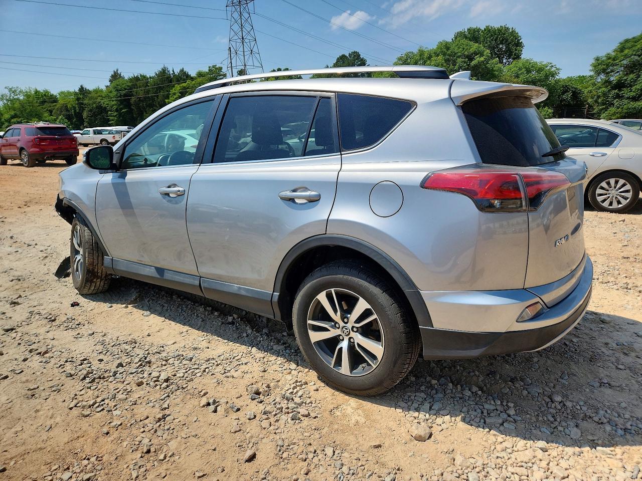 2017 Toyota Rav4 Xle - Фото 2