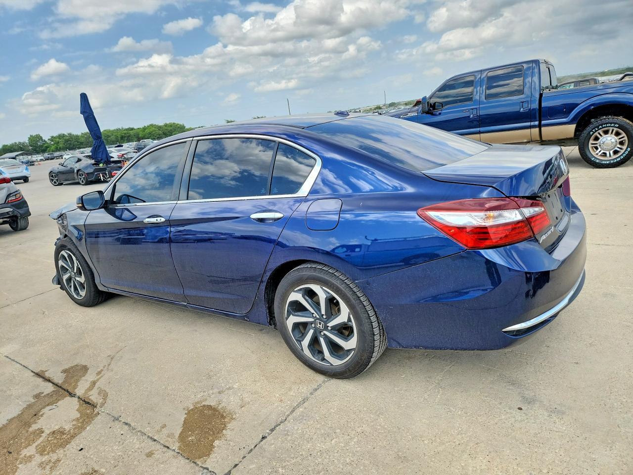 2017 Honda Accord Ex - Фото 2