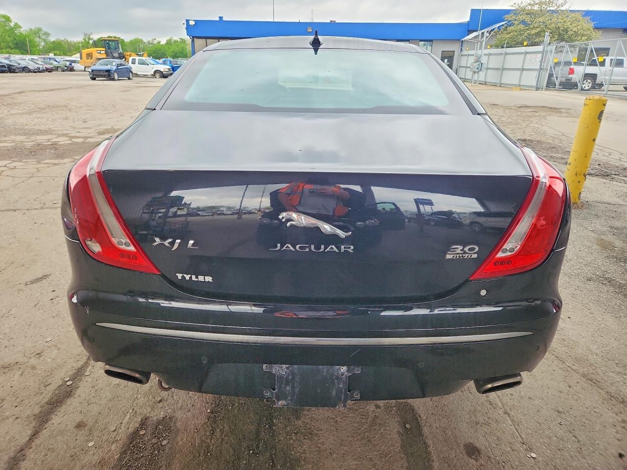 2014 Jaguar Xjl Portfolio - Image 6