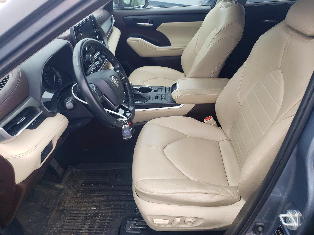 2020 Toyota Highlander Xle - Image 7