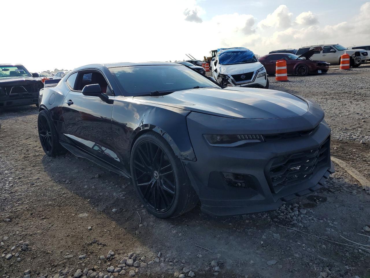 2017 Chevrolet Camaro Lt - Фото 4
