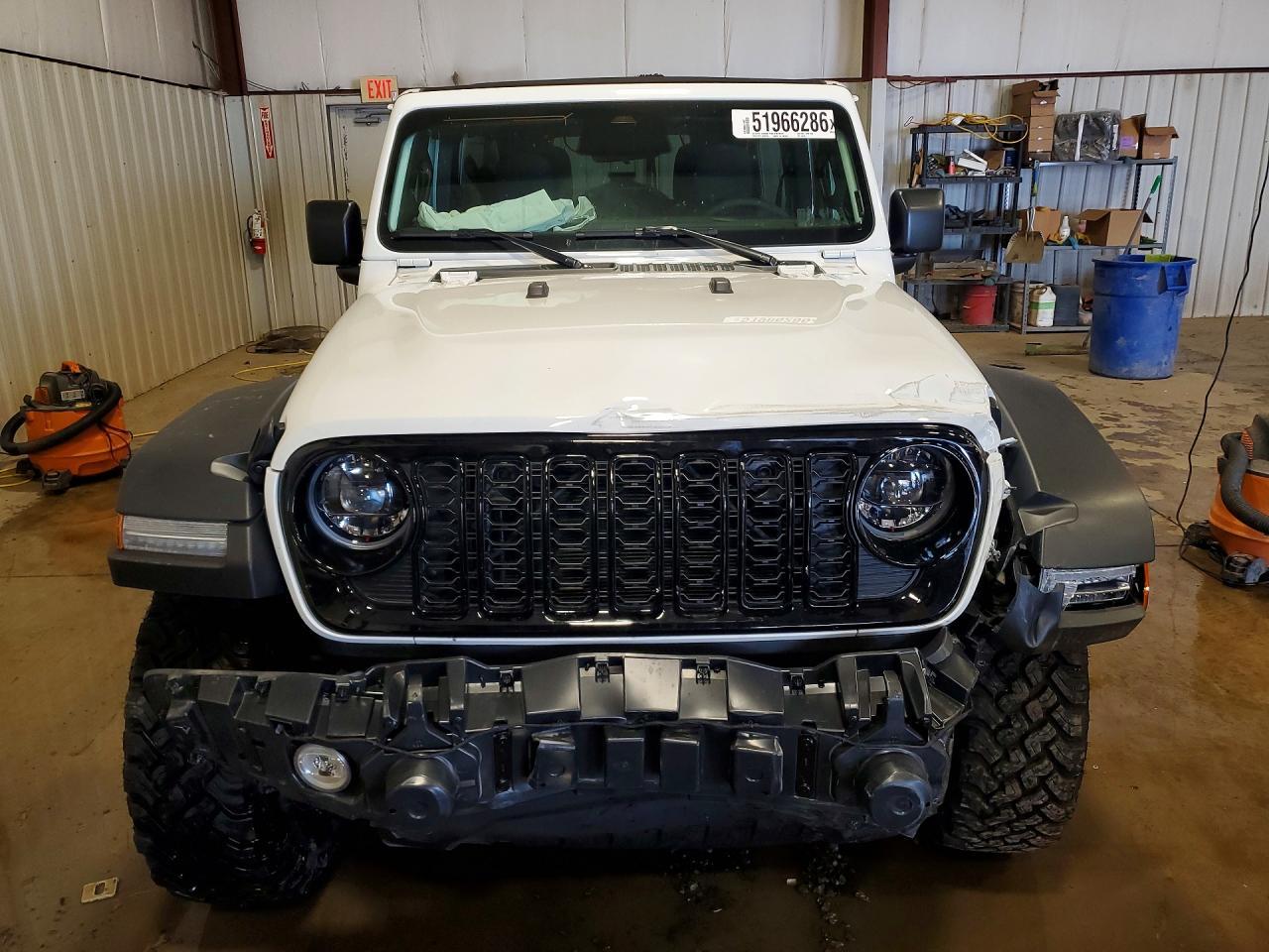 2026 Jeep Wrangler Sport - Фото 5