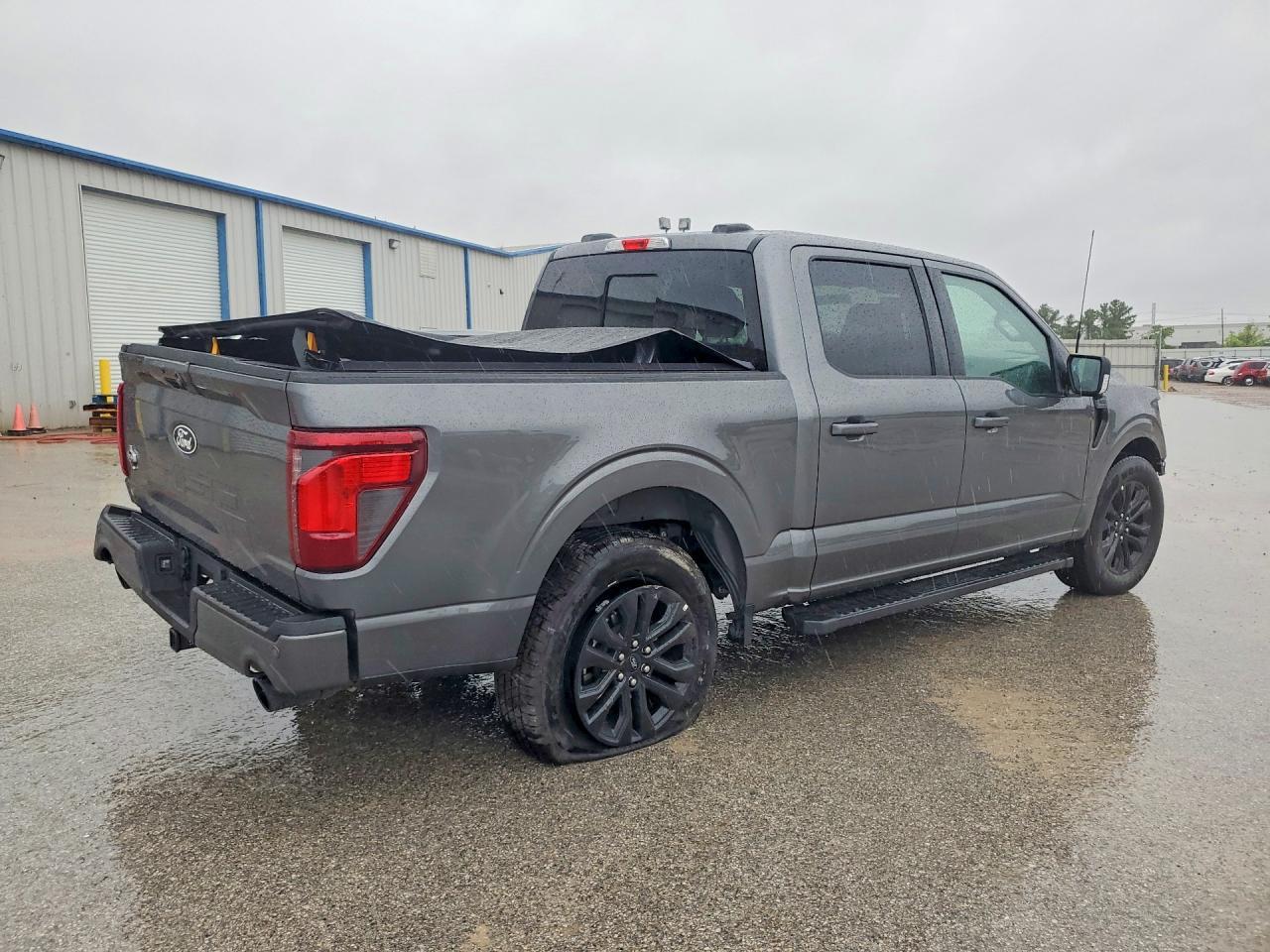 2025 Ford F150 Xlt - Image 3