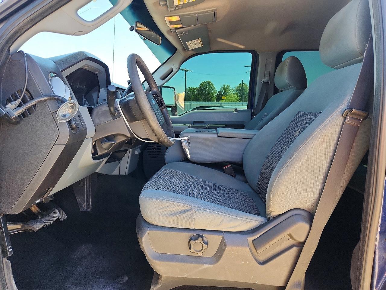 2011 Ford F350 Super Duty - Image 7