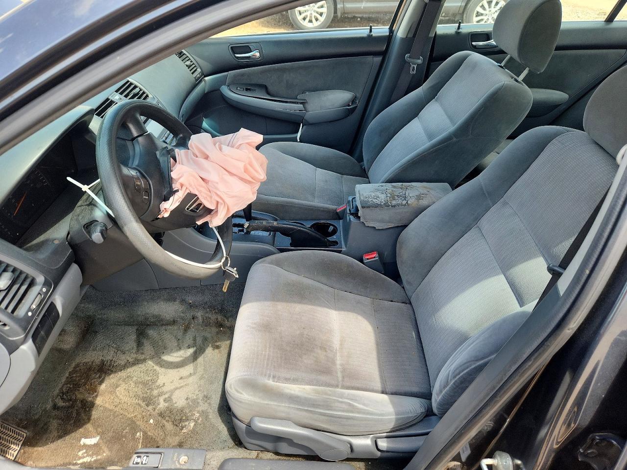 2005 Honda Accord - Image 7