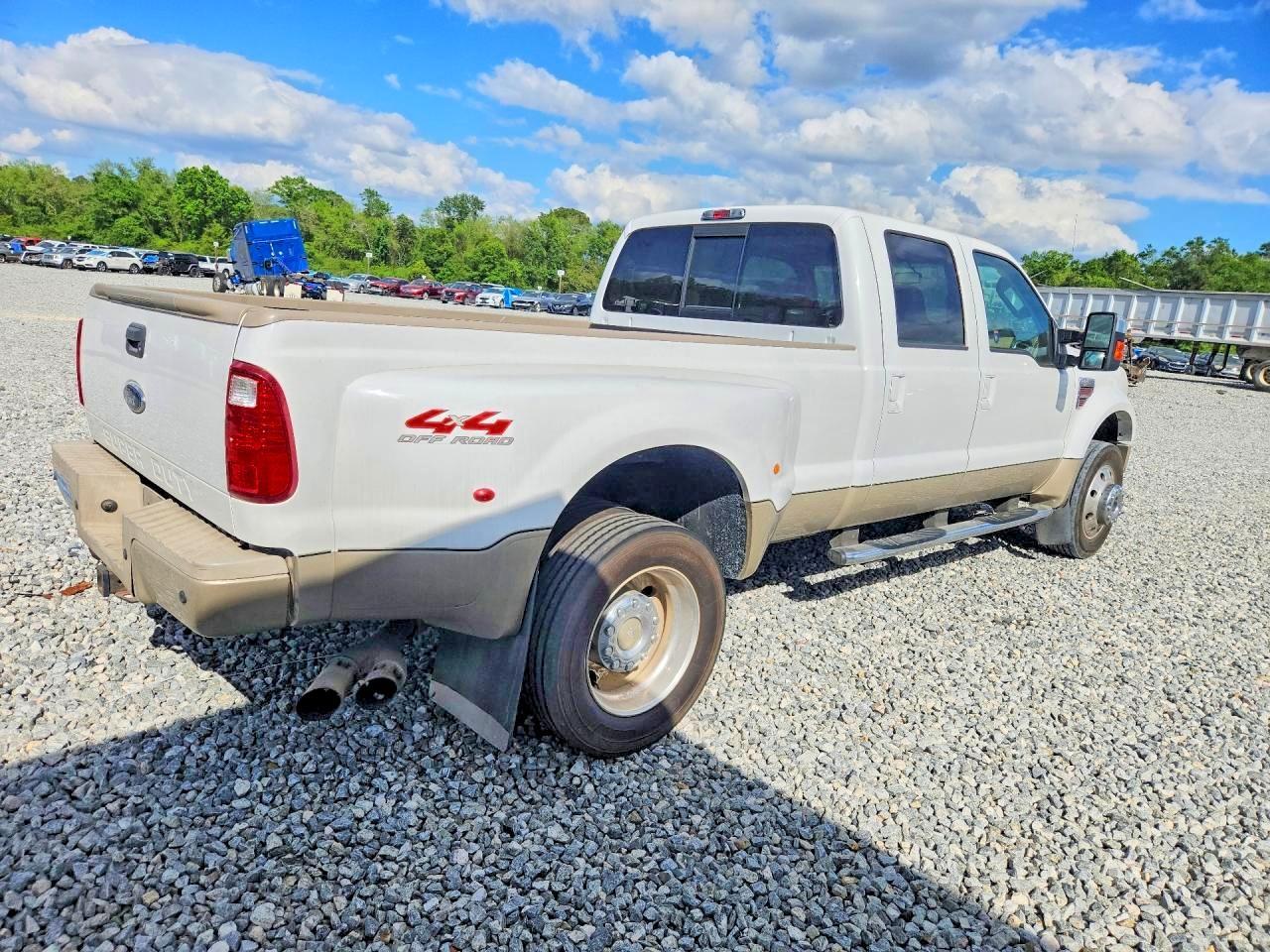 2008 Ford F450 Super Duty - Image 3