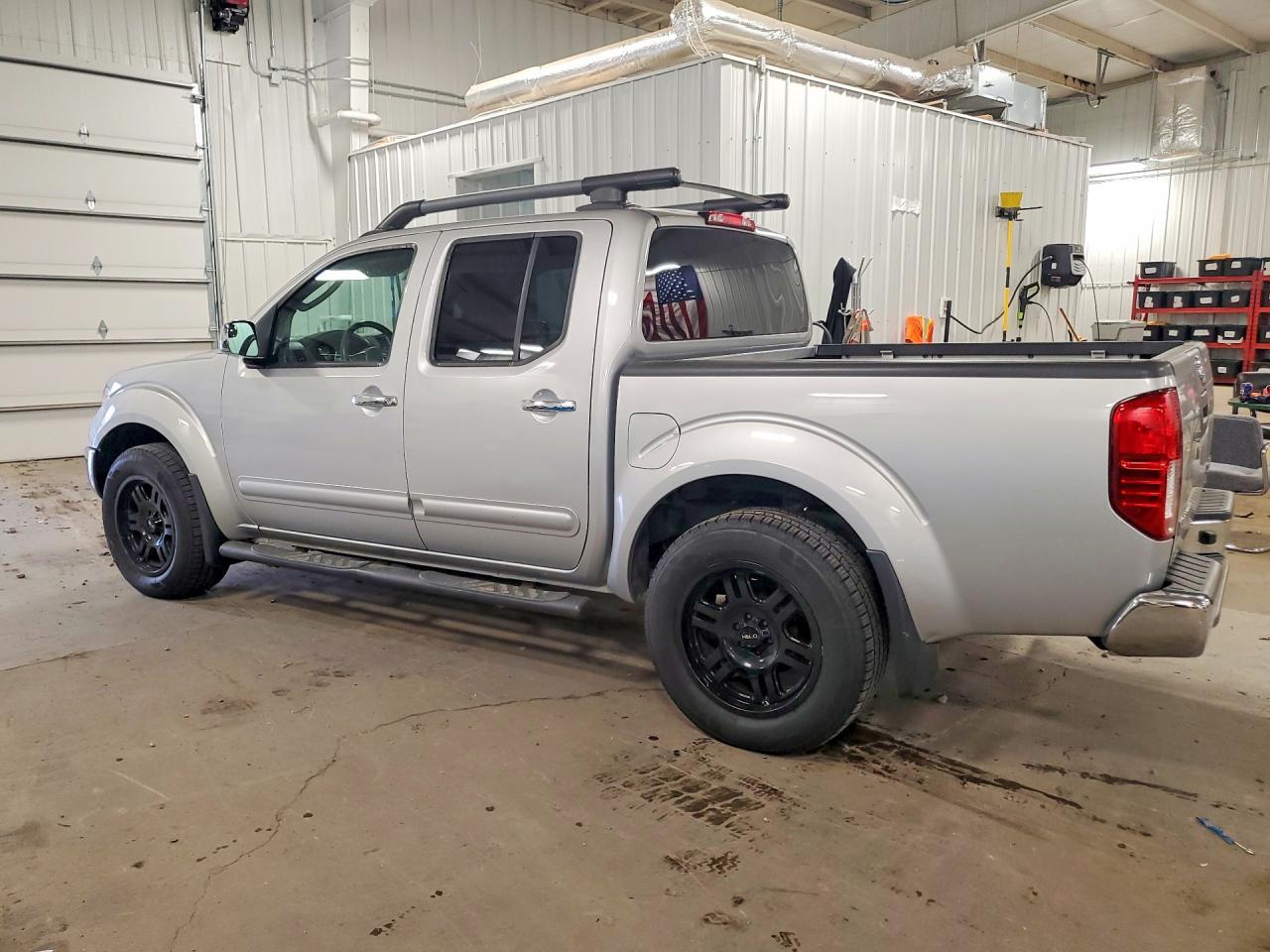 2011 Nissan Frontier S - Фото 2