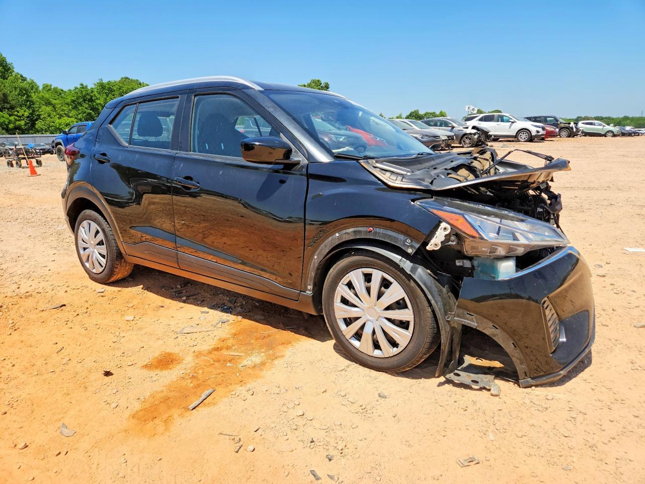 2021 Nissan Kicks Sv - Image 4