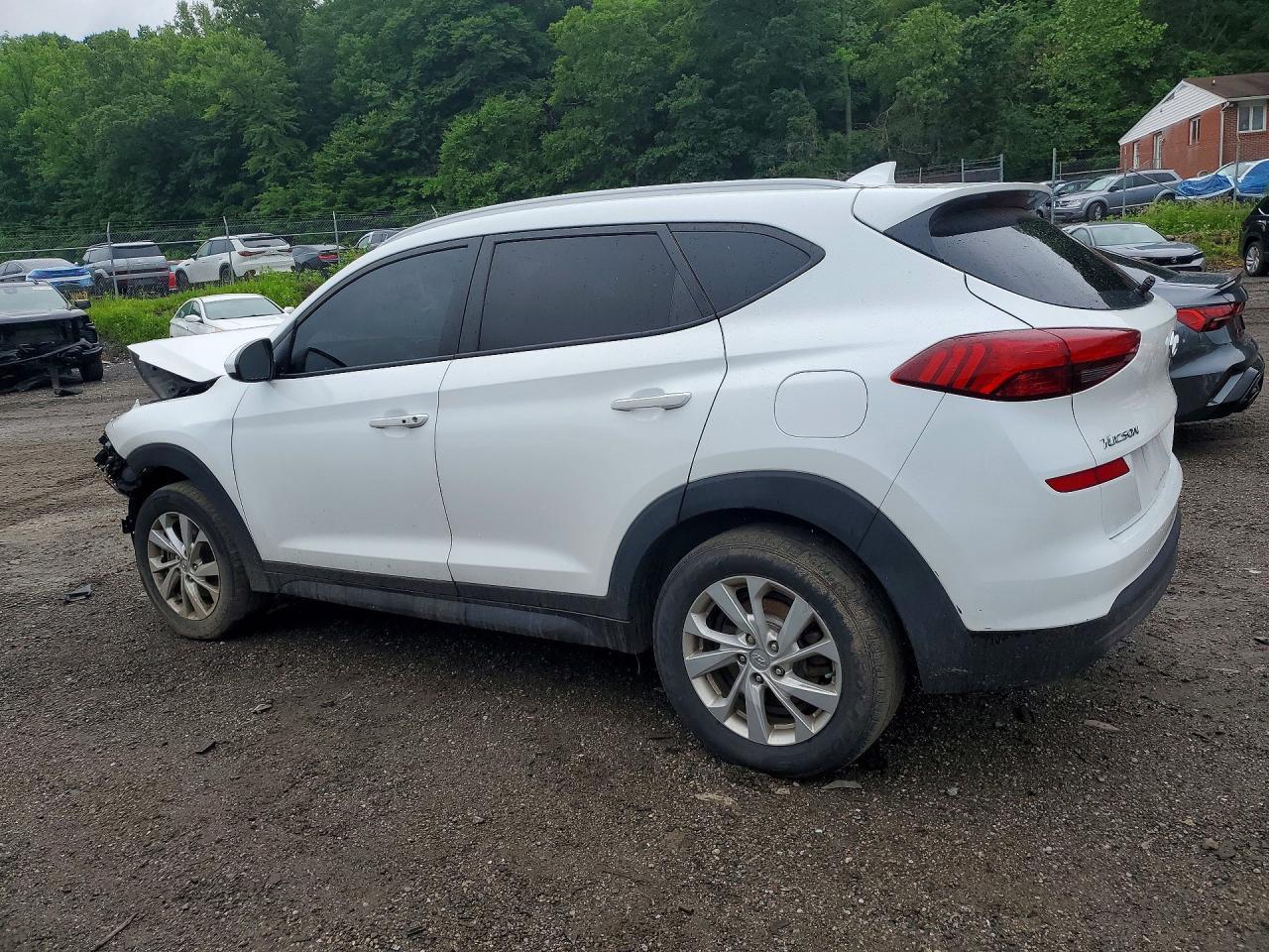 2021 Hyundai Tucson Value - Фото 2