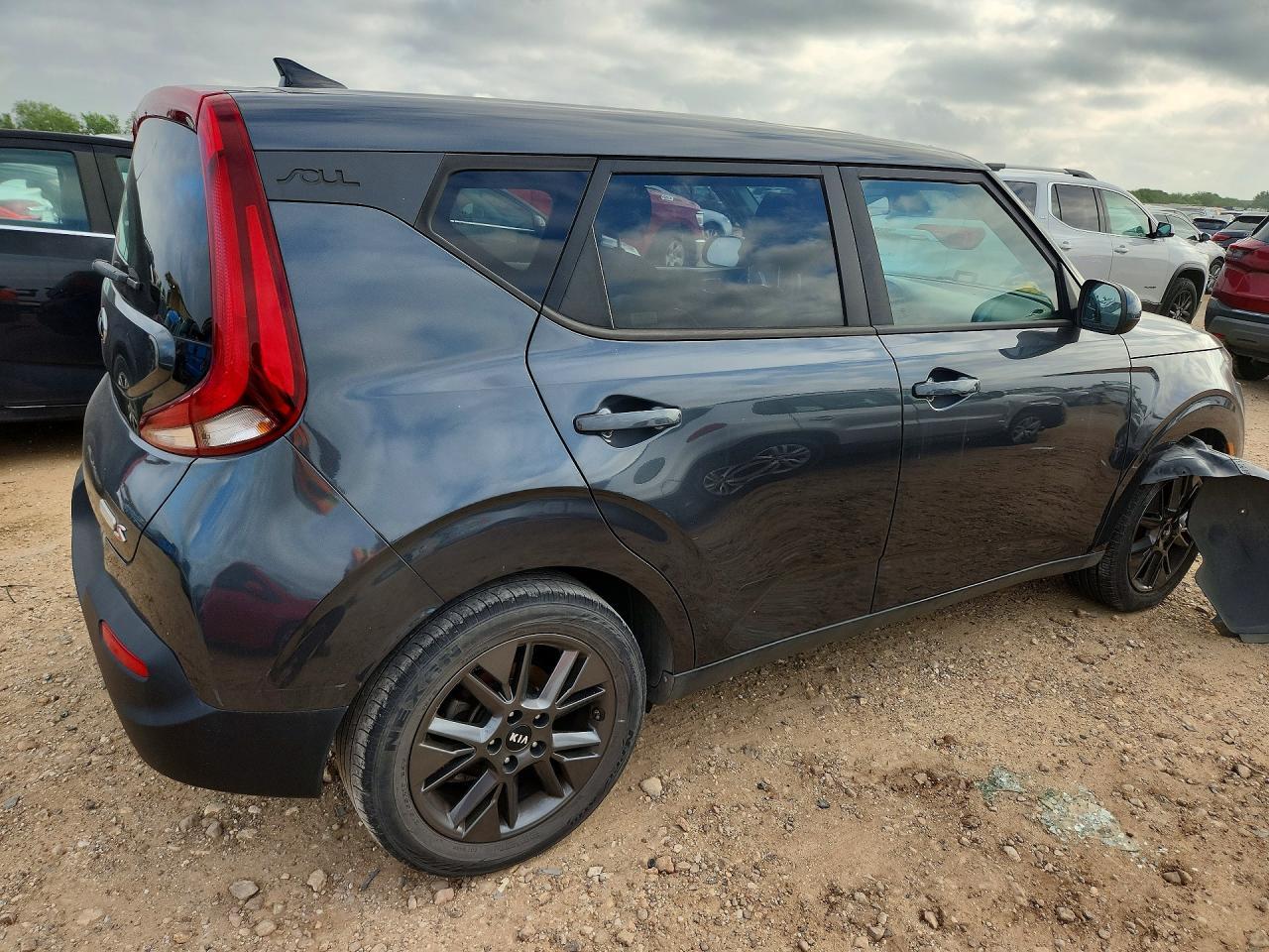 2021 Kia Soul S - Фото 3