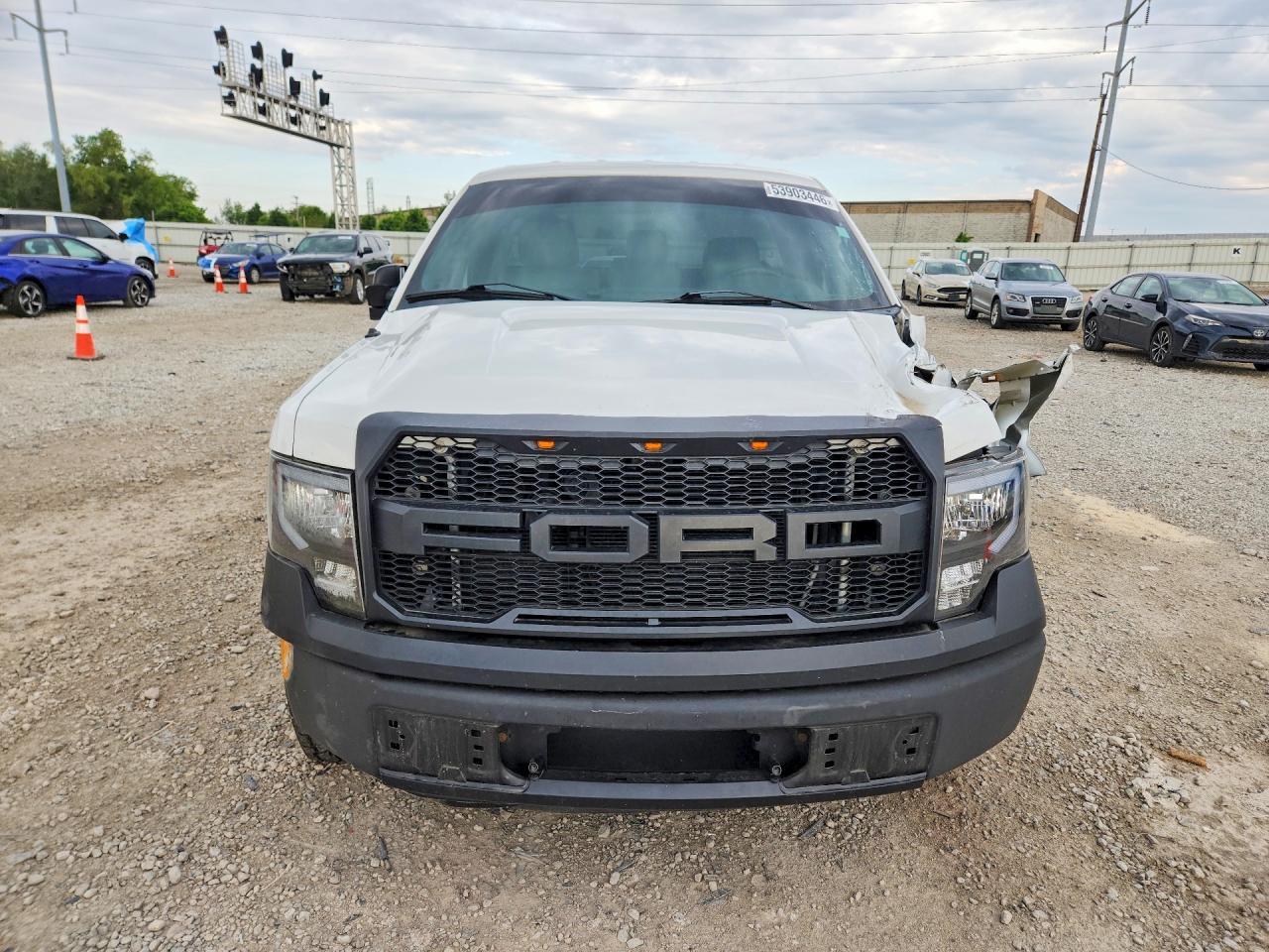 2014 Ford F150 - Image 5