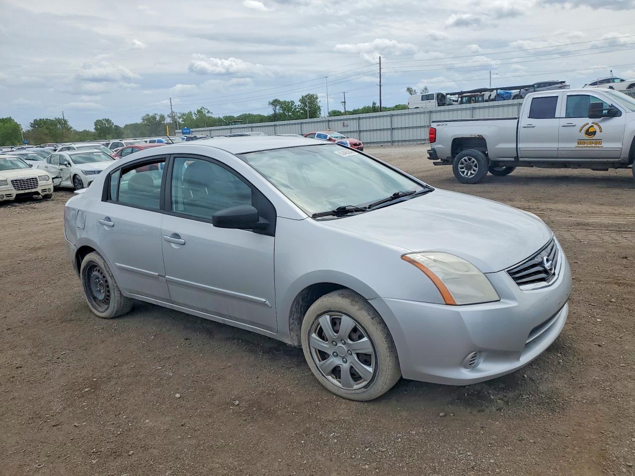 2011 Nissan Sentra 2.0 - Image 4