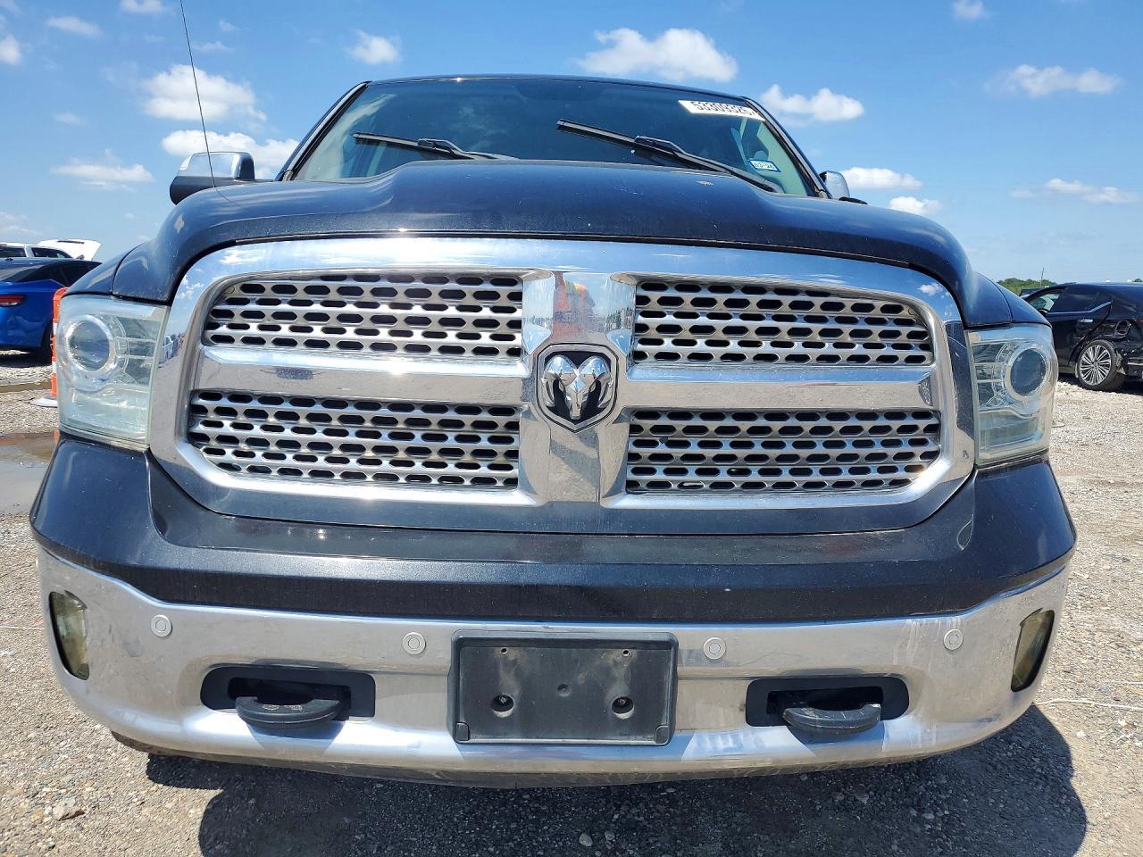 2016 Ram 1500 Laramie - Image 5