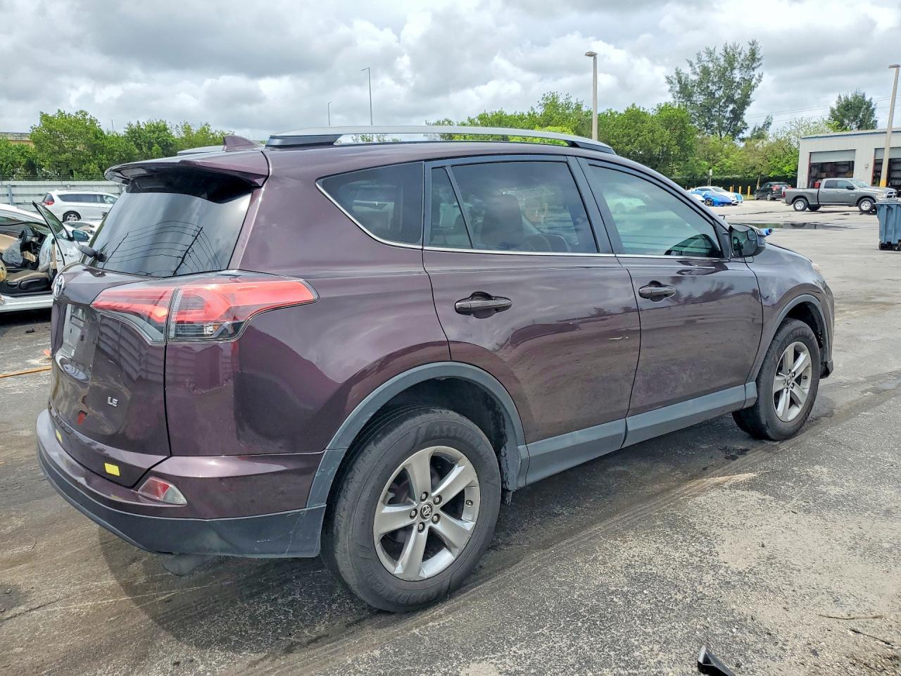2018 Toyota Rav4 - Image 3