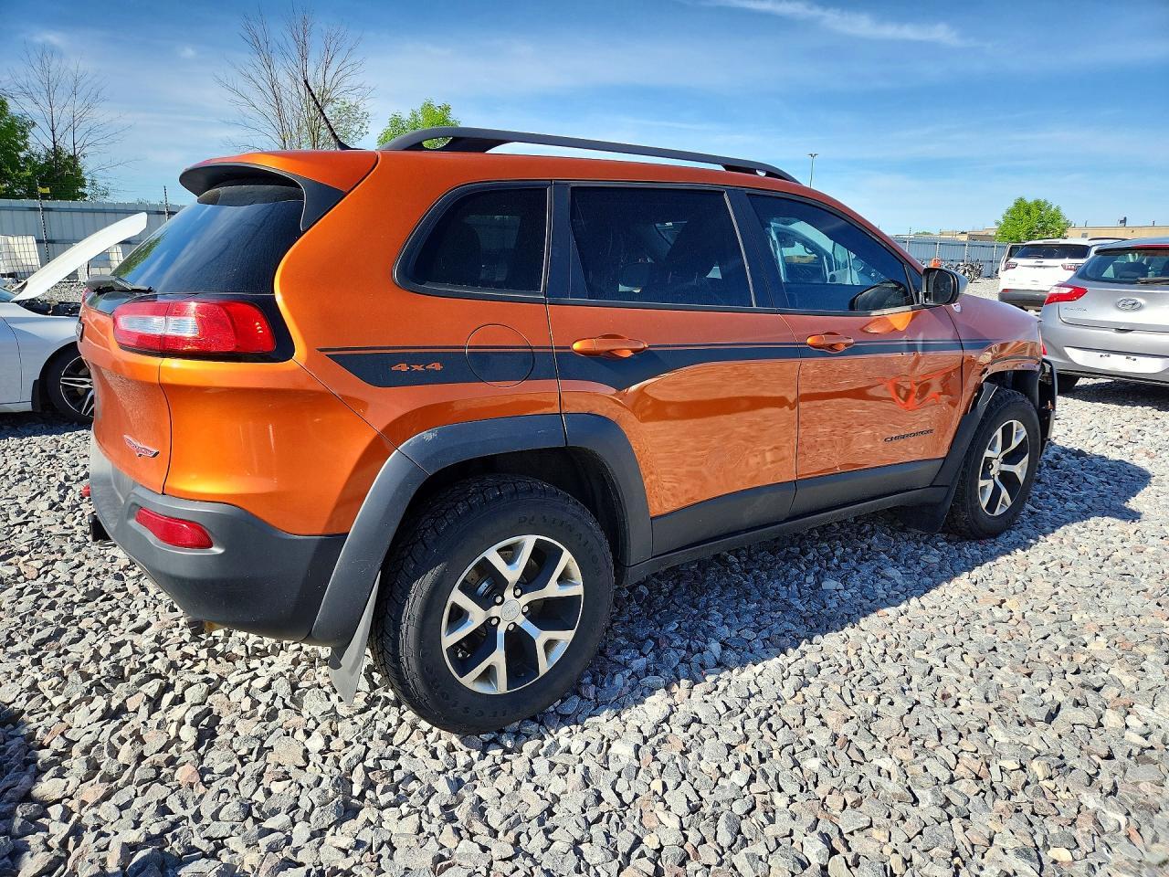 2014 Jeep Cherokee Trailhawk - Фото 3