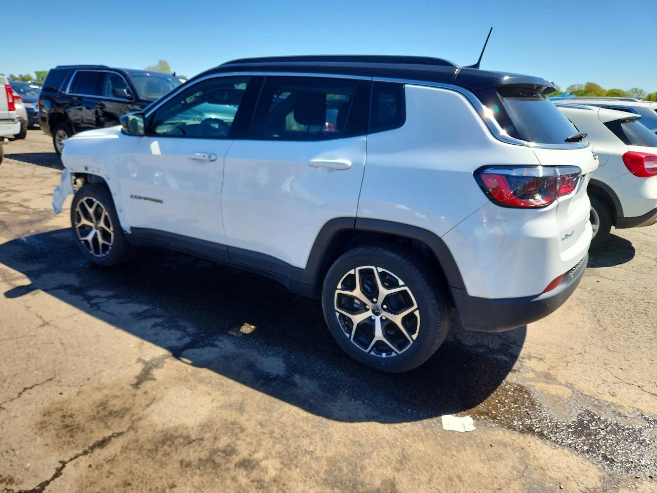 2025 Jeep Compass Limited - Фото 2