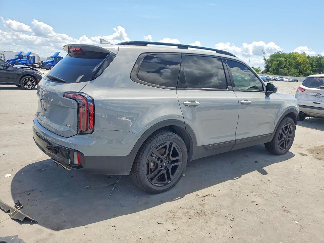 2024 Kia Telluride Sx - Фото 3