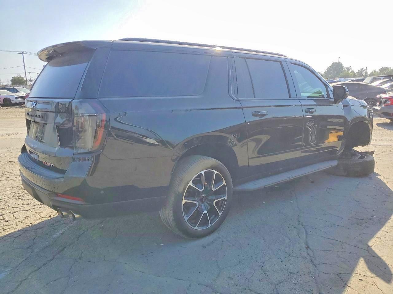 2026 Chevrolet Suburban K1500 Rst - Фото 3