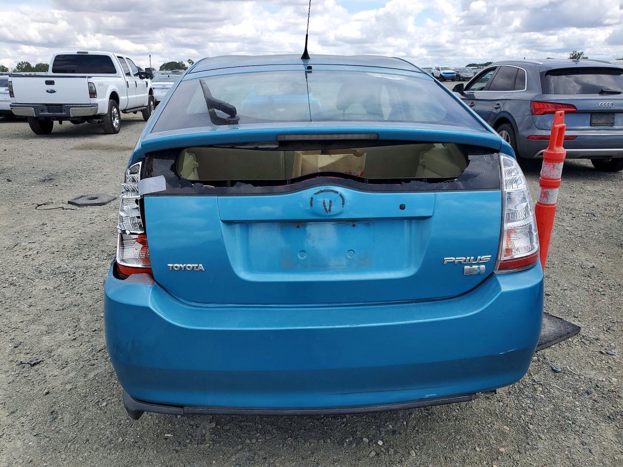 2005 Toyota Prius Base - Фото 6