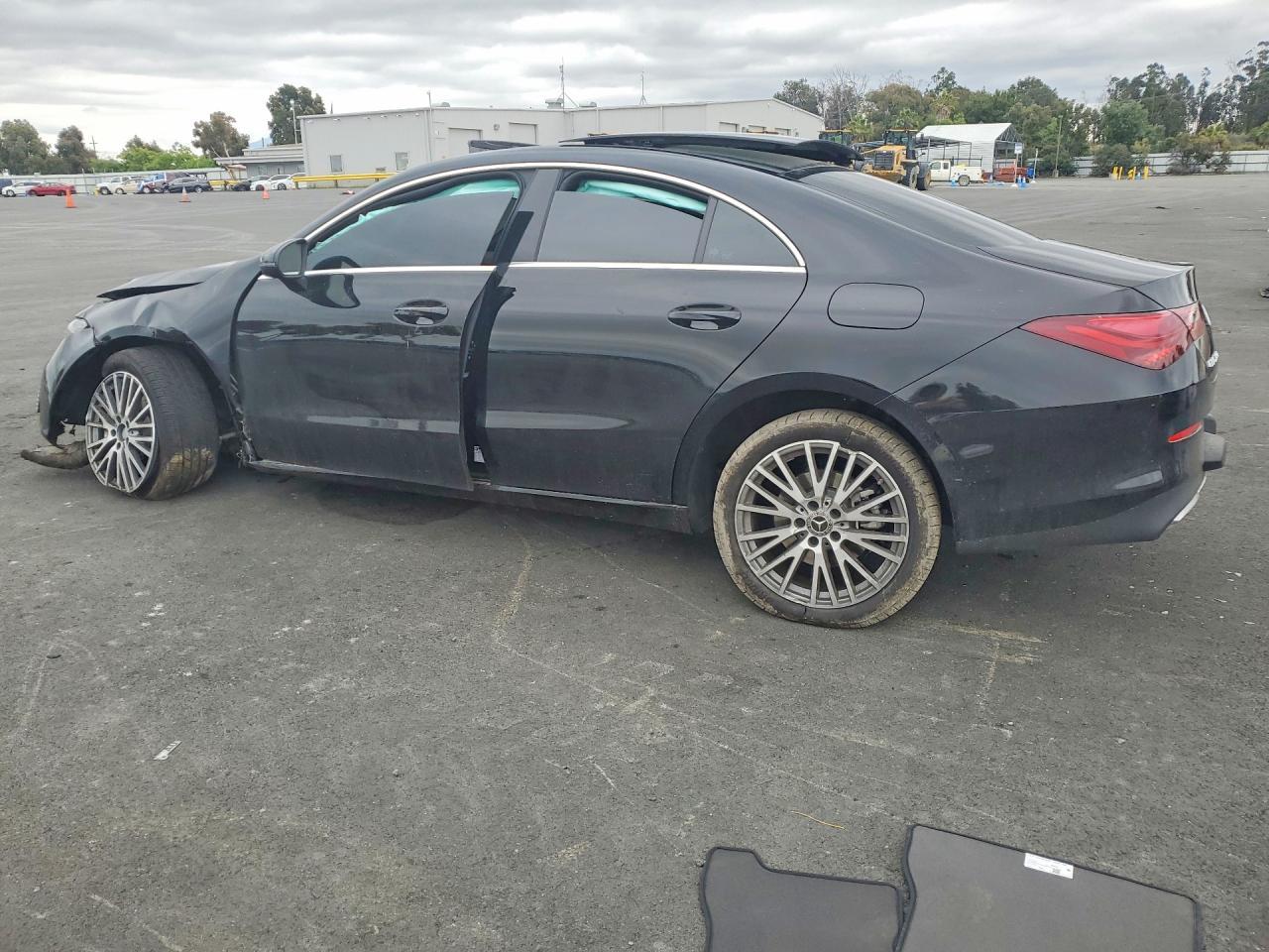 2026 Mercedes-Benz Cla 250 - Фото 2