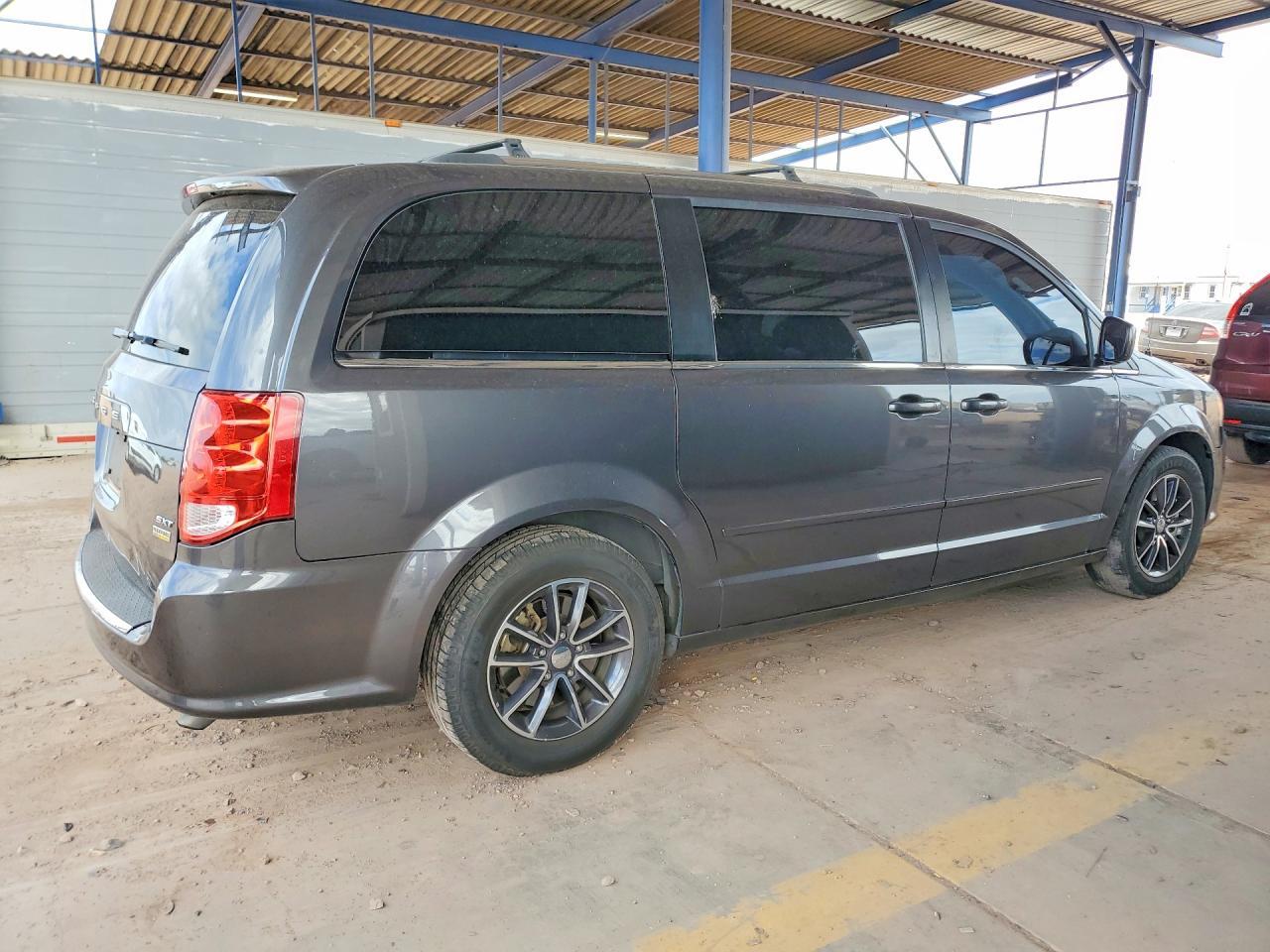 2017 Dodge Grand Caravan Sxt - Фото 3