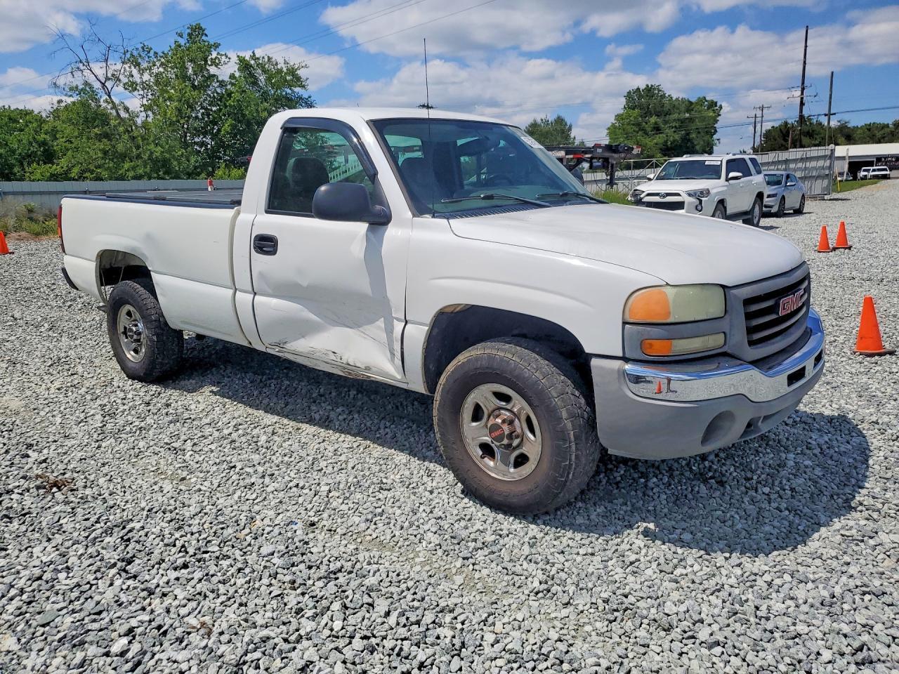 2004 GMC New Sierra C1500 - Фото 4