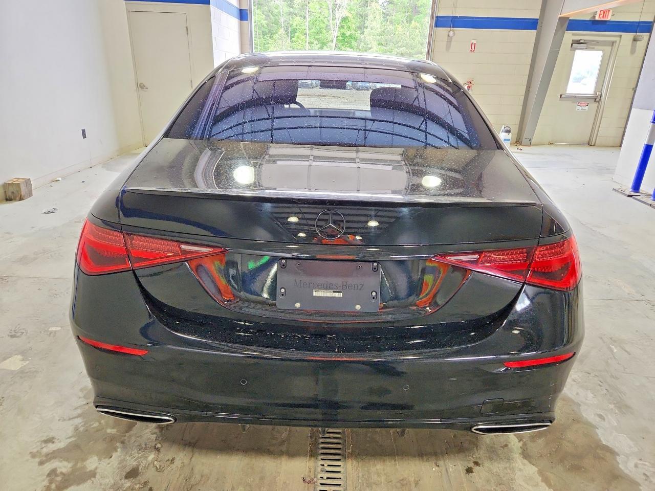 2022 Mercedes-Benz S 500 4Matic - Image 6