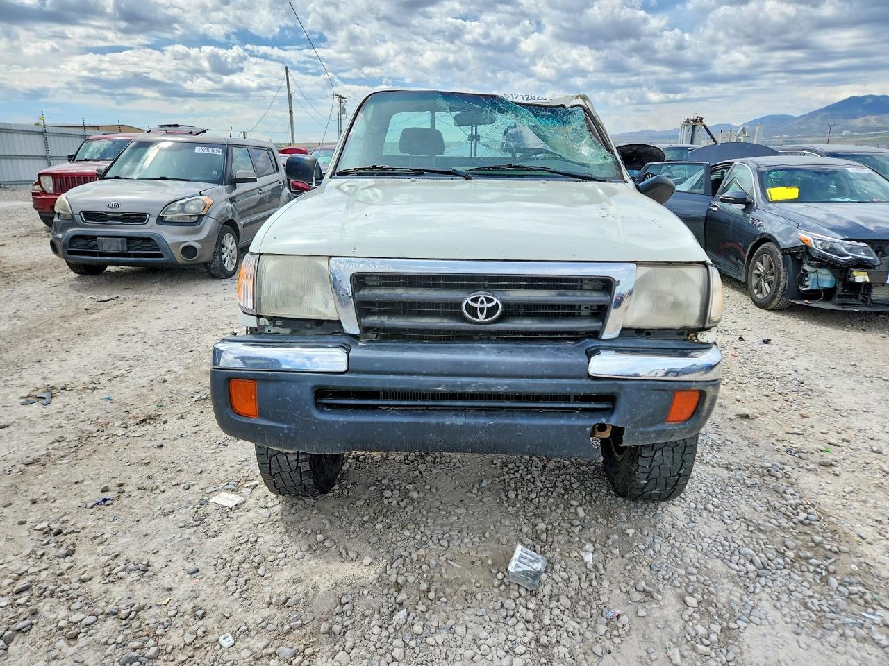 1998 Toyota Tacoma Base - Фото 5