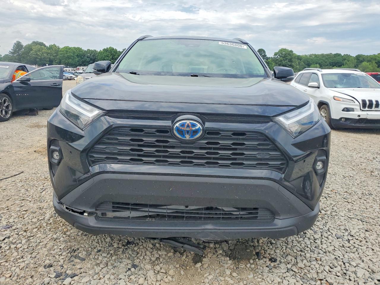 2022 Toyota Rav4 Xle Premium - Image 5