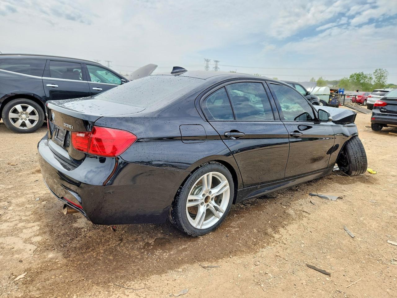 2013 BMW 335 Xi - Фото 3