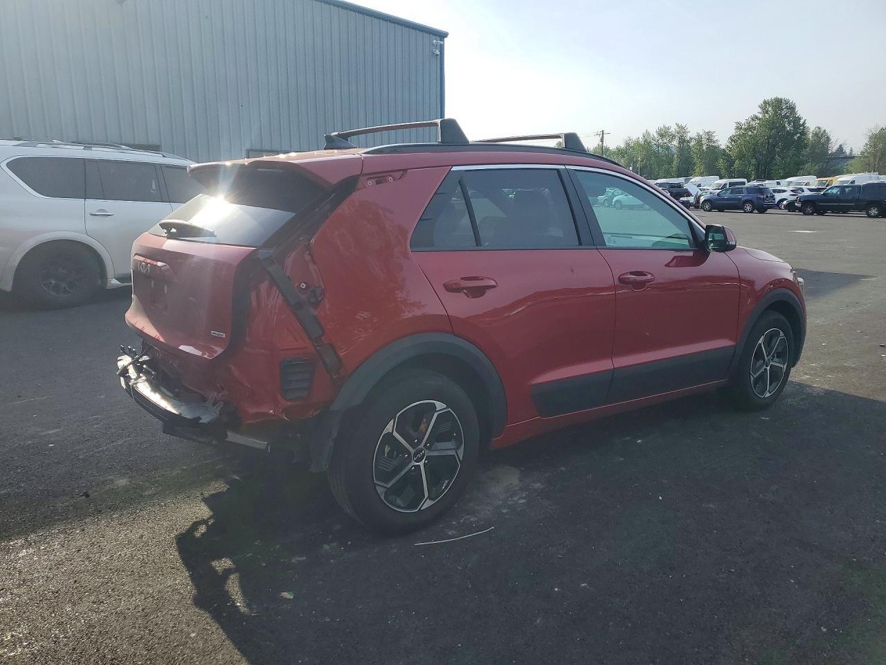 2024 Kia Niro Ex - Image 3