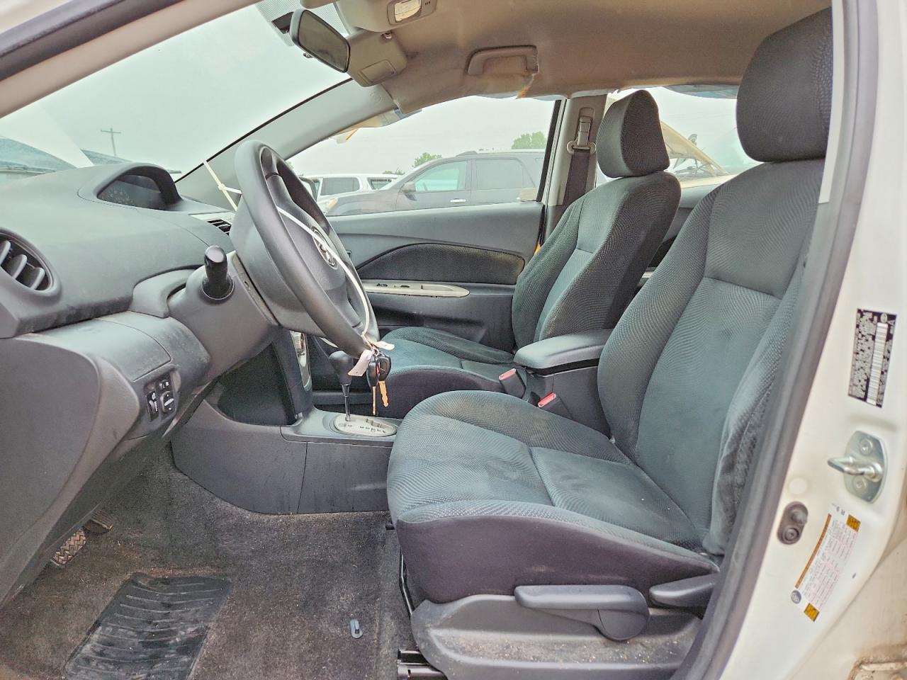 2009 Toyota Yaris Base - Фото 7
