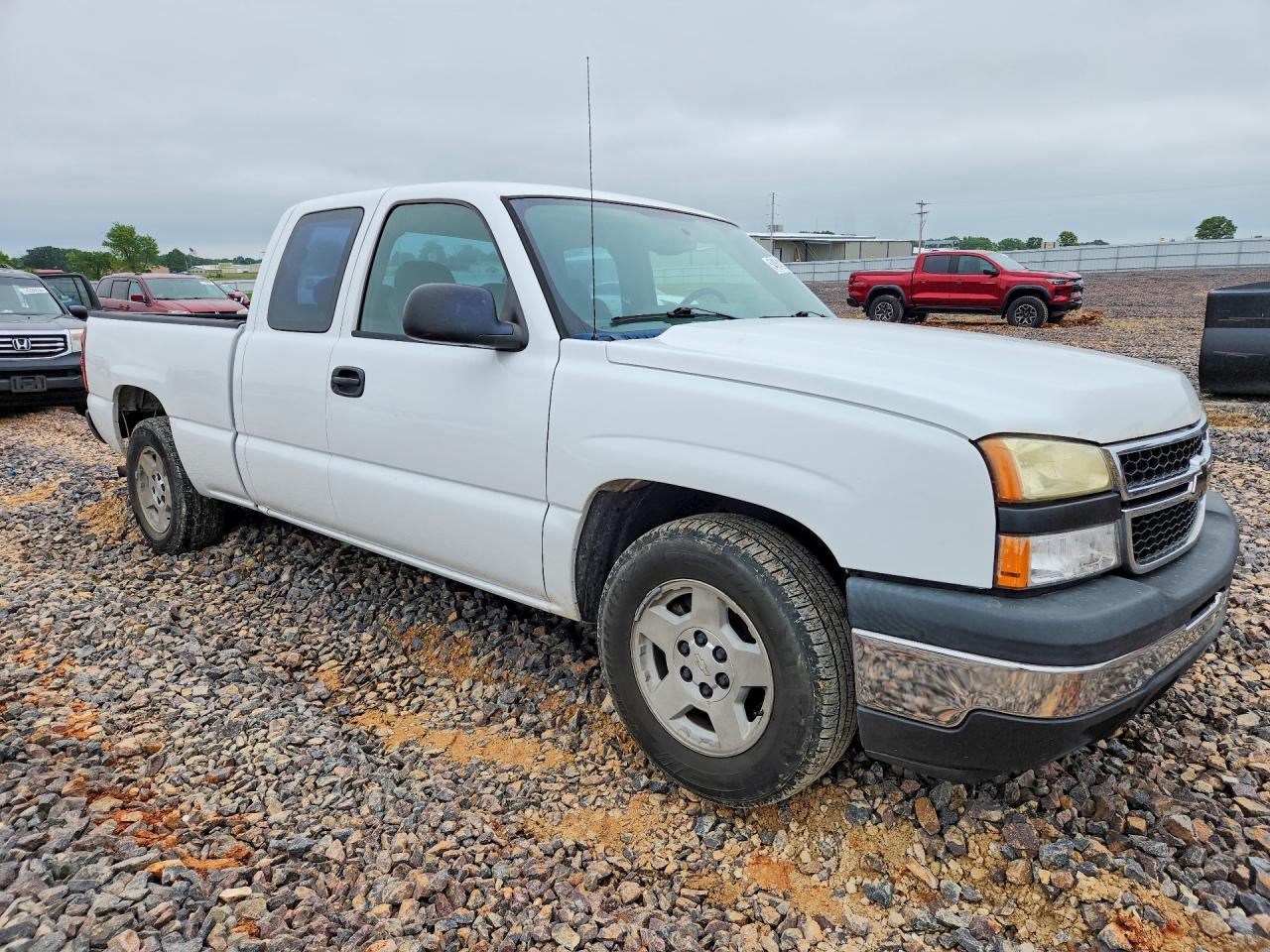 2006 Chevrolet Silverado C1500 - Фото 4