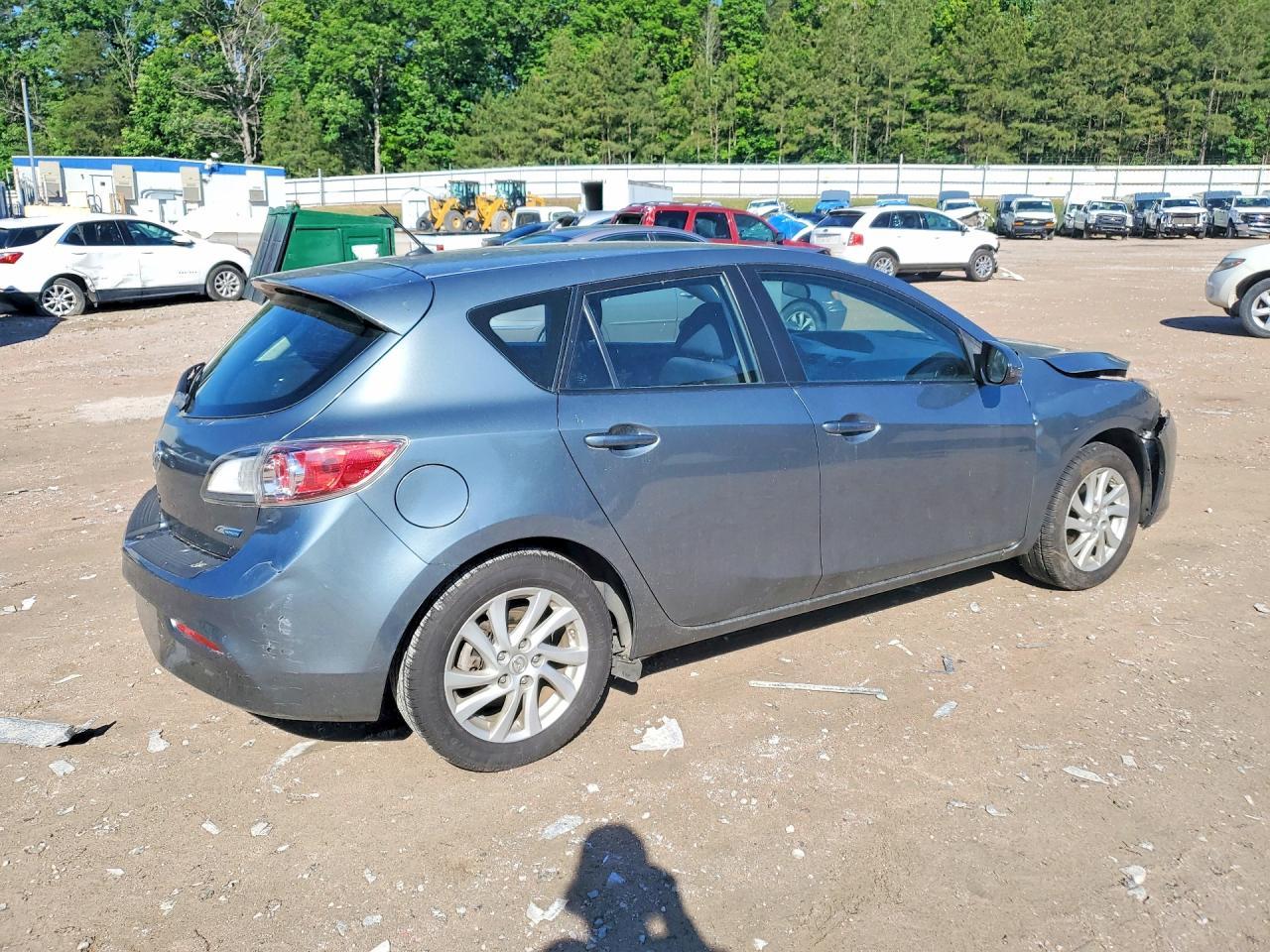 2012 Mazda 3 I - Image 3