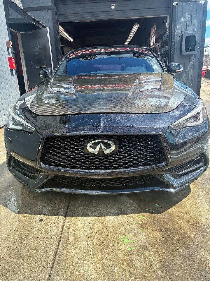 2017 Infiniti Q60 Red Sport 400 - Фото 2