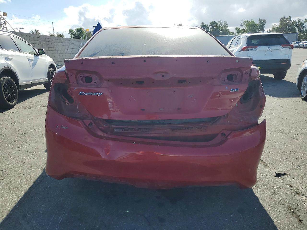 2012 Toyota Camry Se - Фото 6