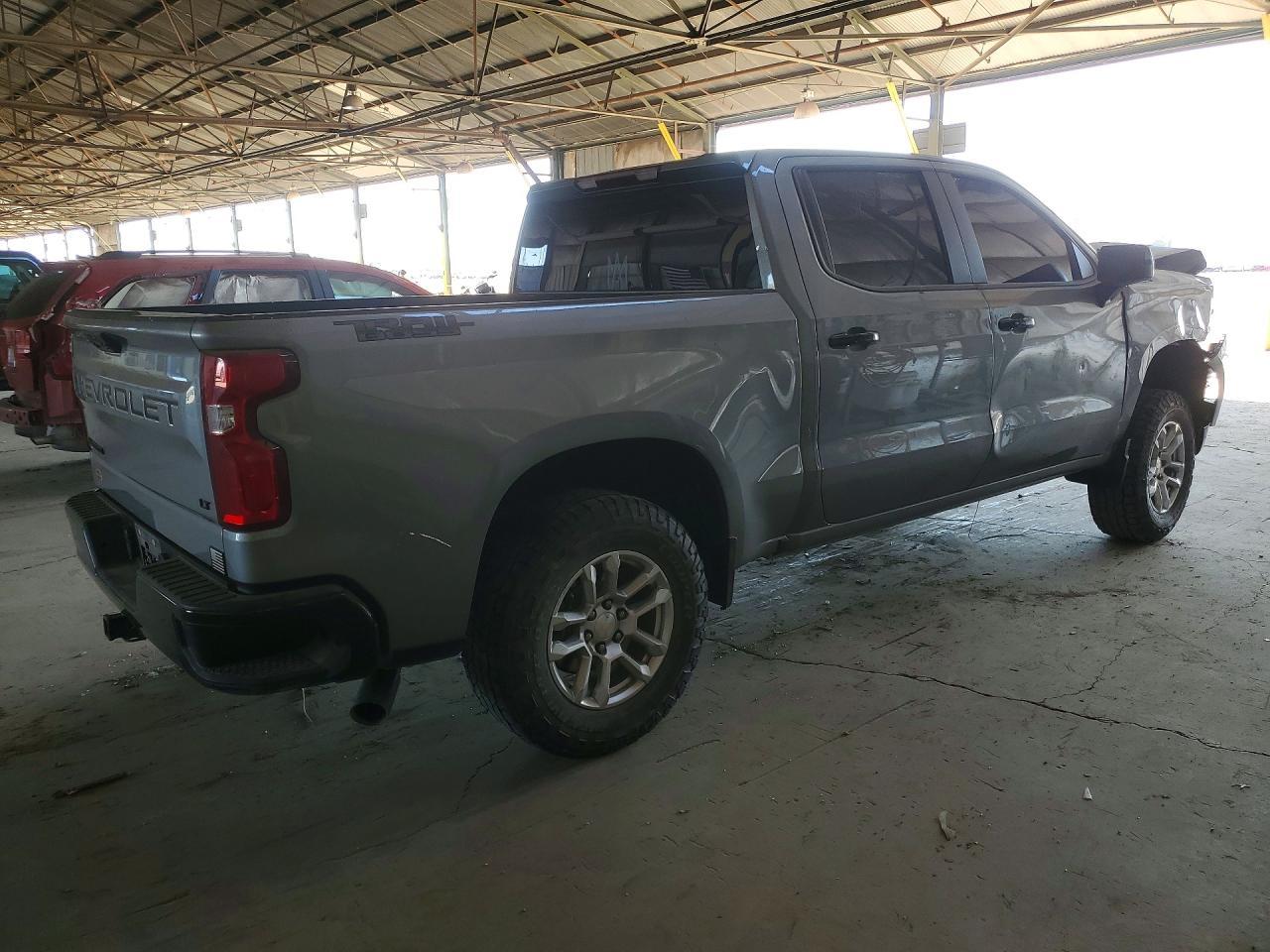 2025 Chevrolet Silverado K1500 Lt Trail Boss - Image 3