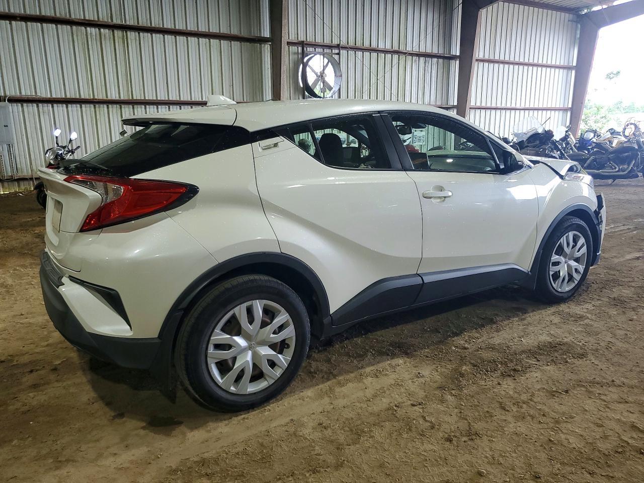 2019 Toyota C-Hr Le - Фото 3