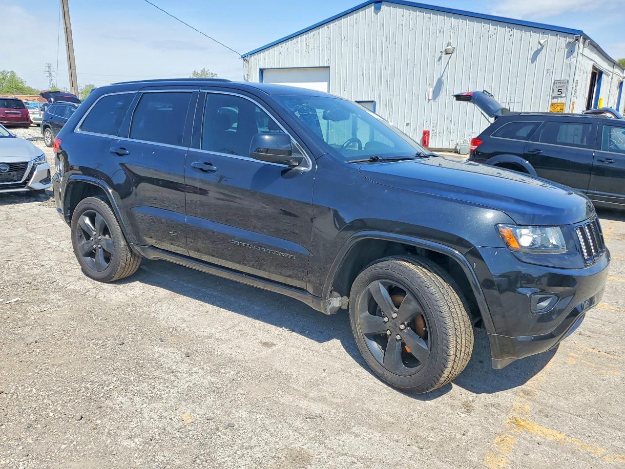 2015 Jeep Grand Cherokee Laredo - Фото 4