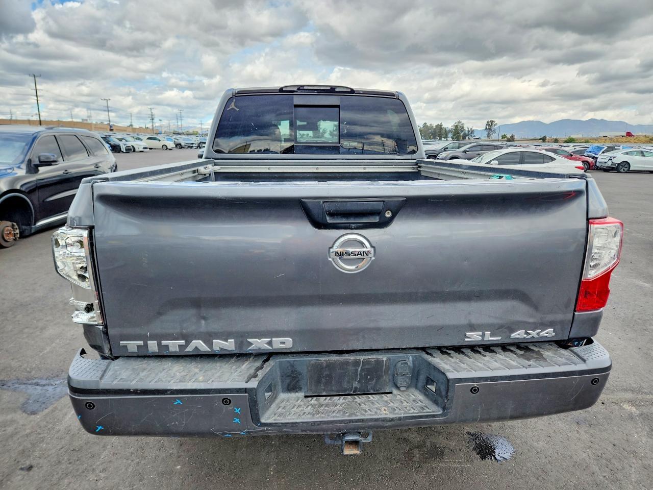 2018 Nissan Titan Xd Sl - Image 6